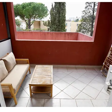 Avec Terrasse Et Parking A 15 Min Cannes