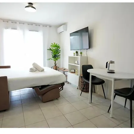 Apartmán Avec Terrasse Et Parking A 15 Min Cannes Le Cannet