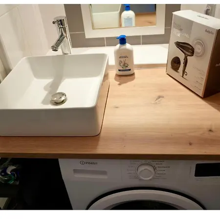 Avec Terrasse Et Parking A 15 Min Cannes Apartmán Le Cannet